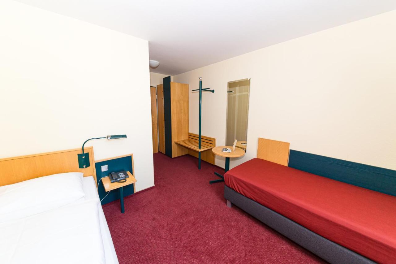 Akzent Parkhotel Trebbin Exterior foto
